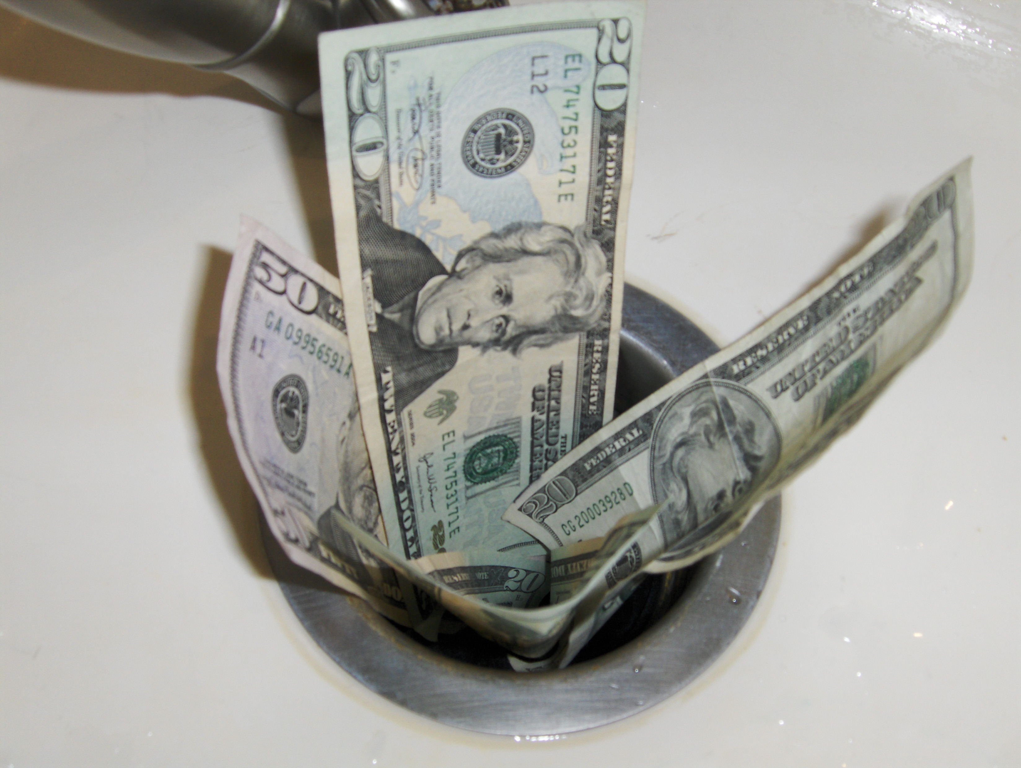 Stop Pouring Money Down The Drain 9 Ways To Conserve Bathroom Water 