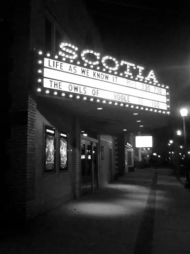 9 Movie Theater Extras That We Could All Do Without